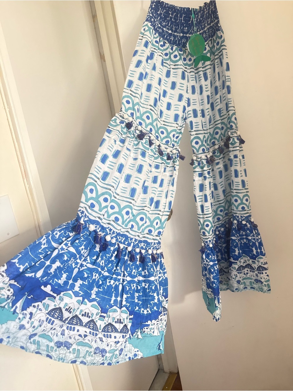 Bohemian Wide-Leg Cropped Pants in Blue & White